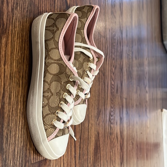 Coach sneakers with pink trim - Picture 3 of 5